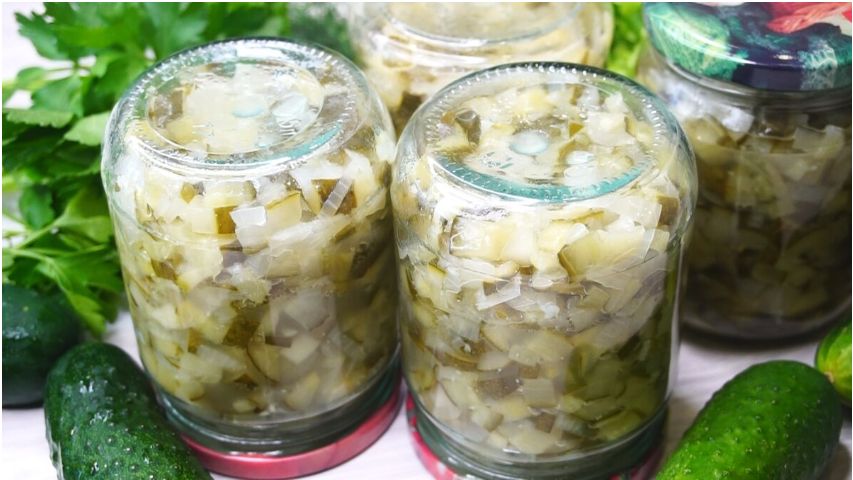 Невероятно простой рецепт заготовки огурцов на зиму