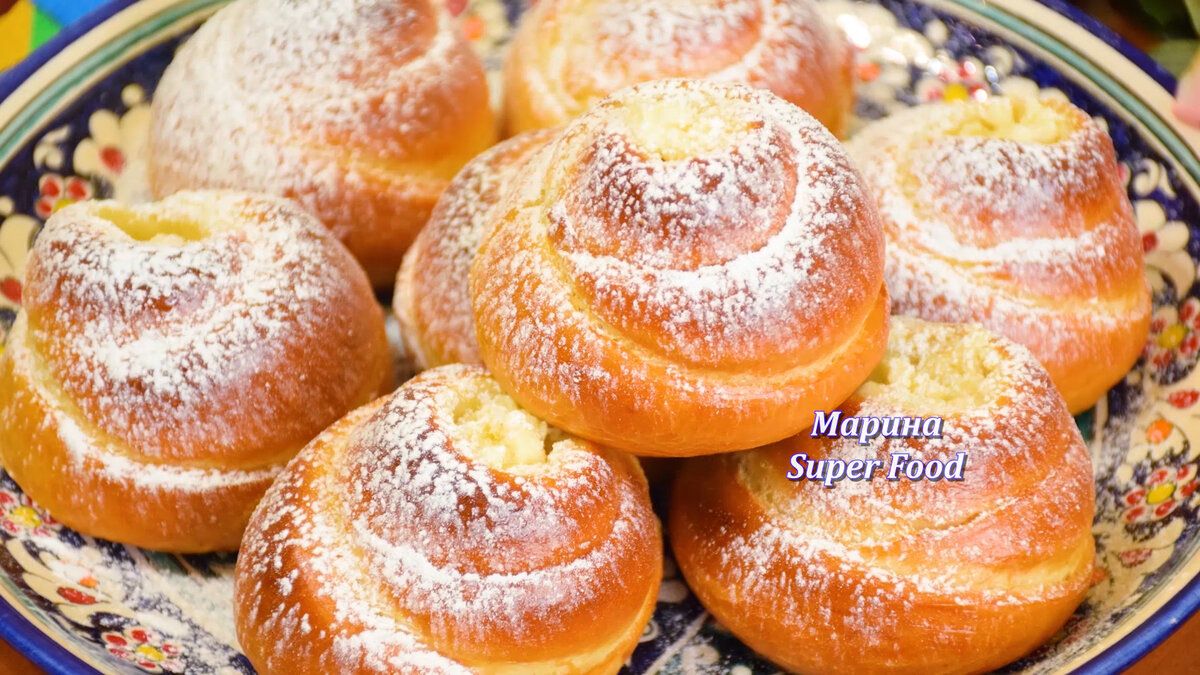 Лимонные булочки с творогом создают уютный вечер за полпути до чаепития