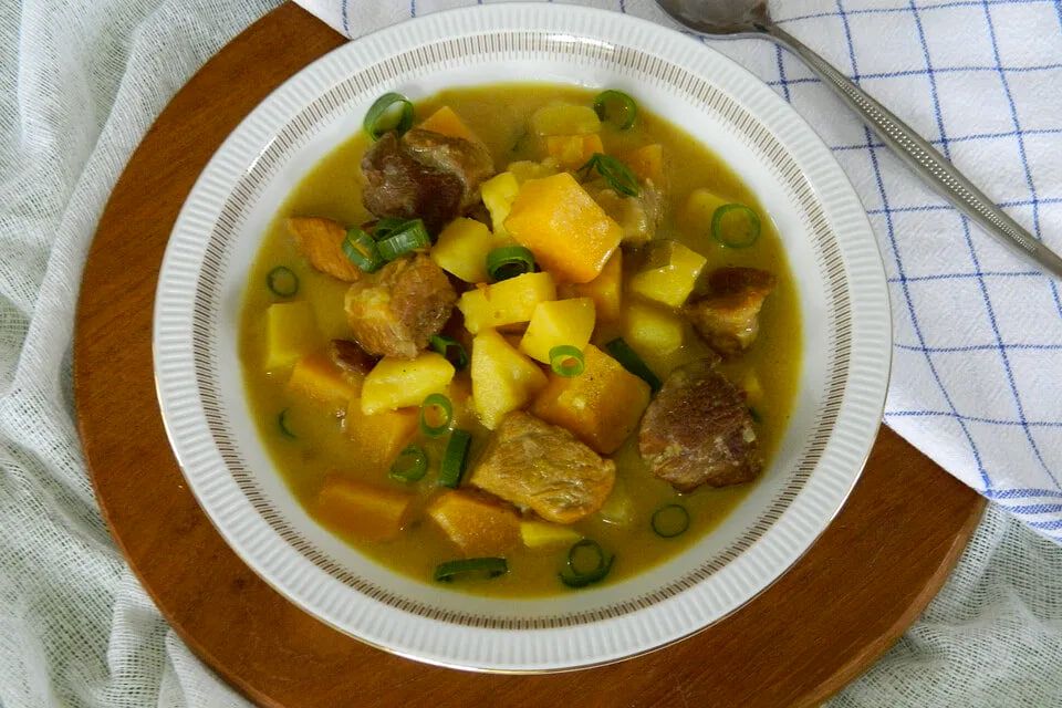 Как приготовить рагу с репой и карри: кулинарный эксперимент с восточным акцентом