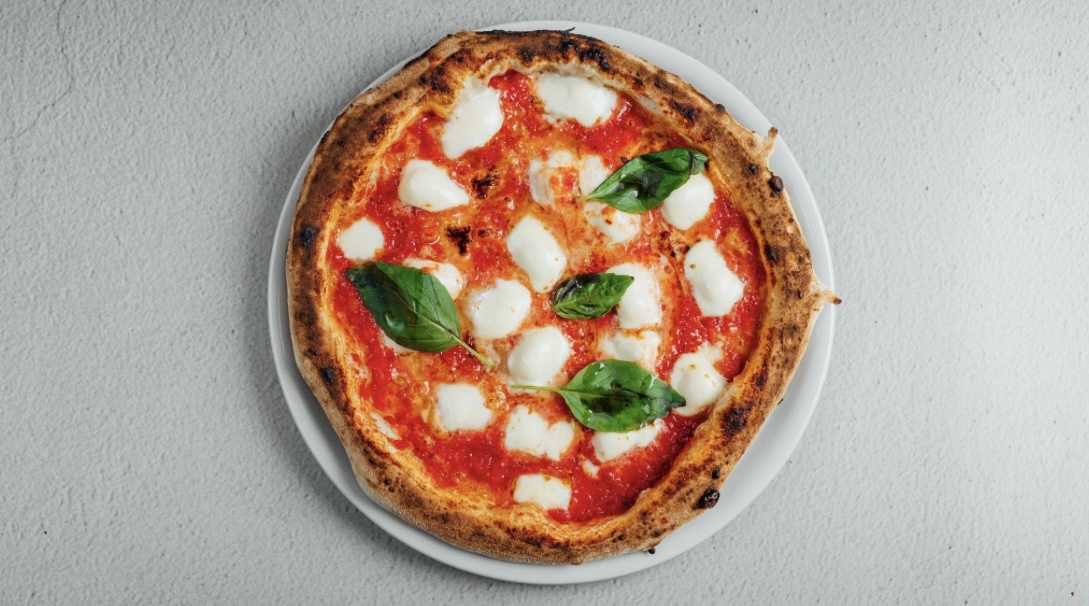 Пицца на домашней кухне: секреты идеального блюда