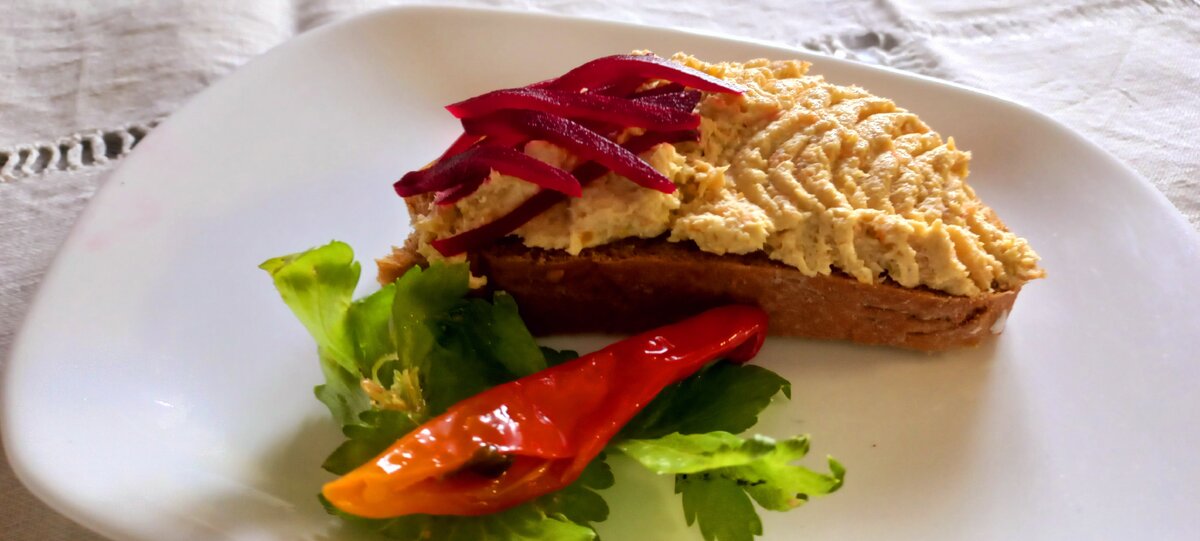 Угощение для гурманов: восхитительный куриный паштет на завтрак