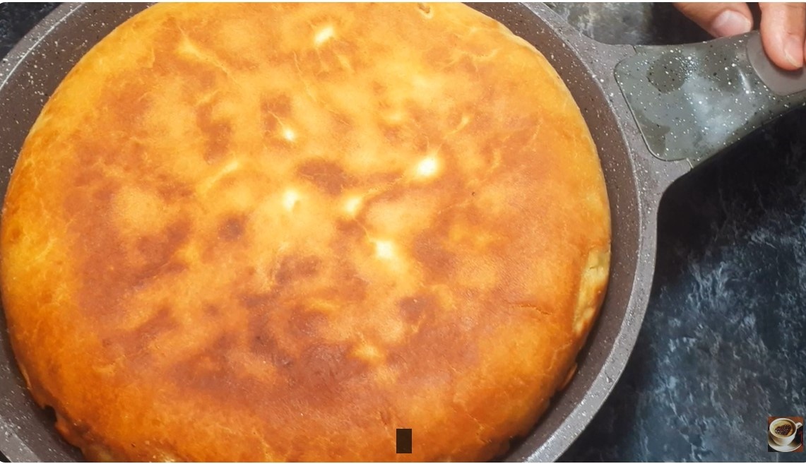 Пирог за 20 минут: вкусный и легкий рецепт без духовки