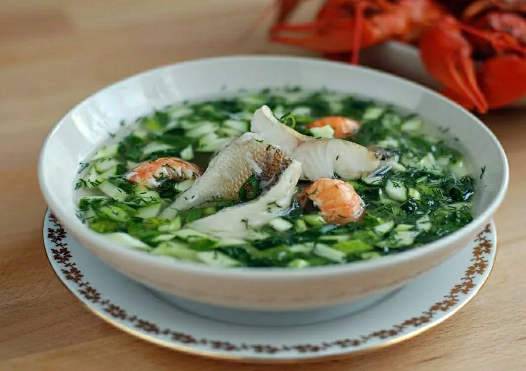 Роскошный летний вкус: рыбная окрошка на квасе