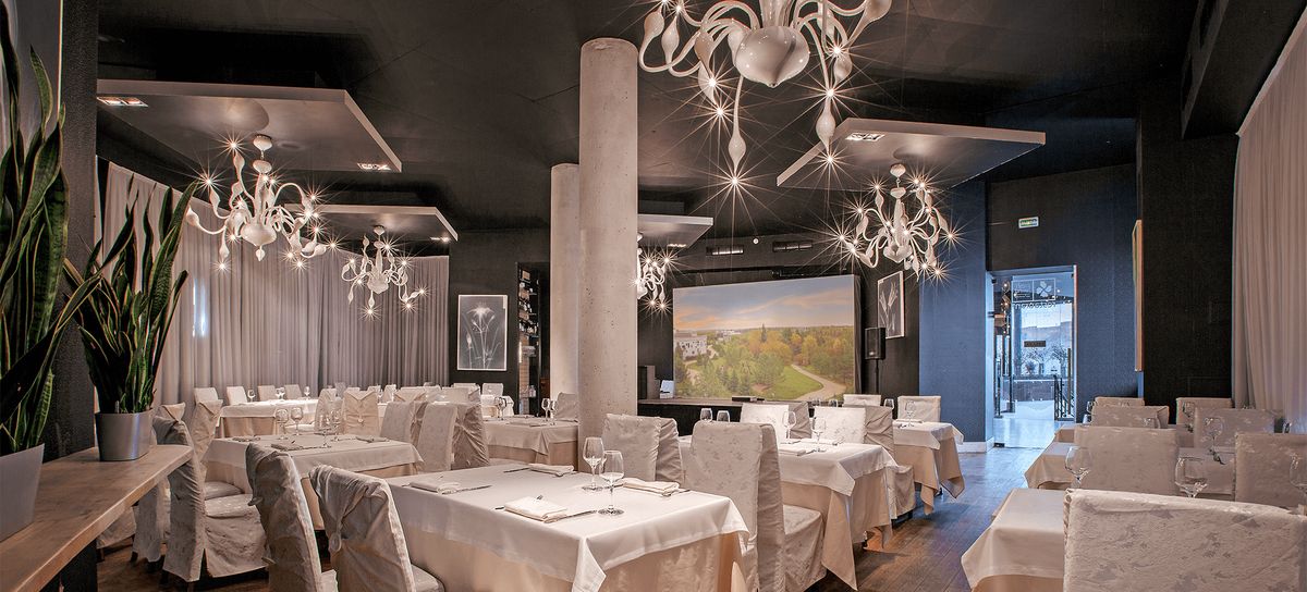 Ресторан Аля - Карт: Элегантное пространство для гастрономических открытий