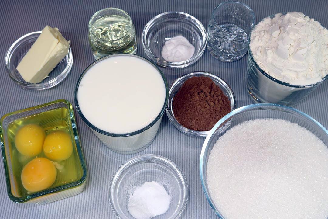 Вкусный пирог Зебра на кефире: простой и аппетитный рецепт