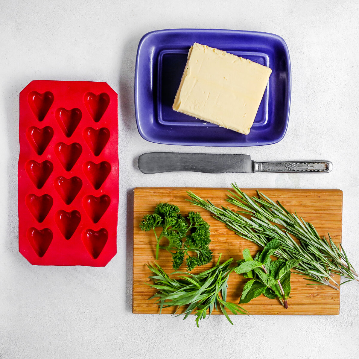 Как сохранить свежесть трав, замороженных в масле