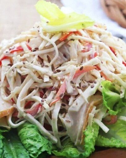 Праздничный салат с палтусом для Рождественского поста