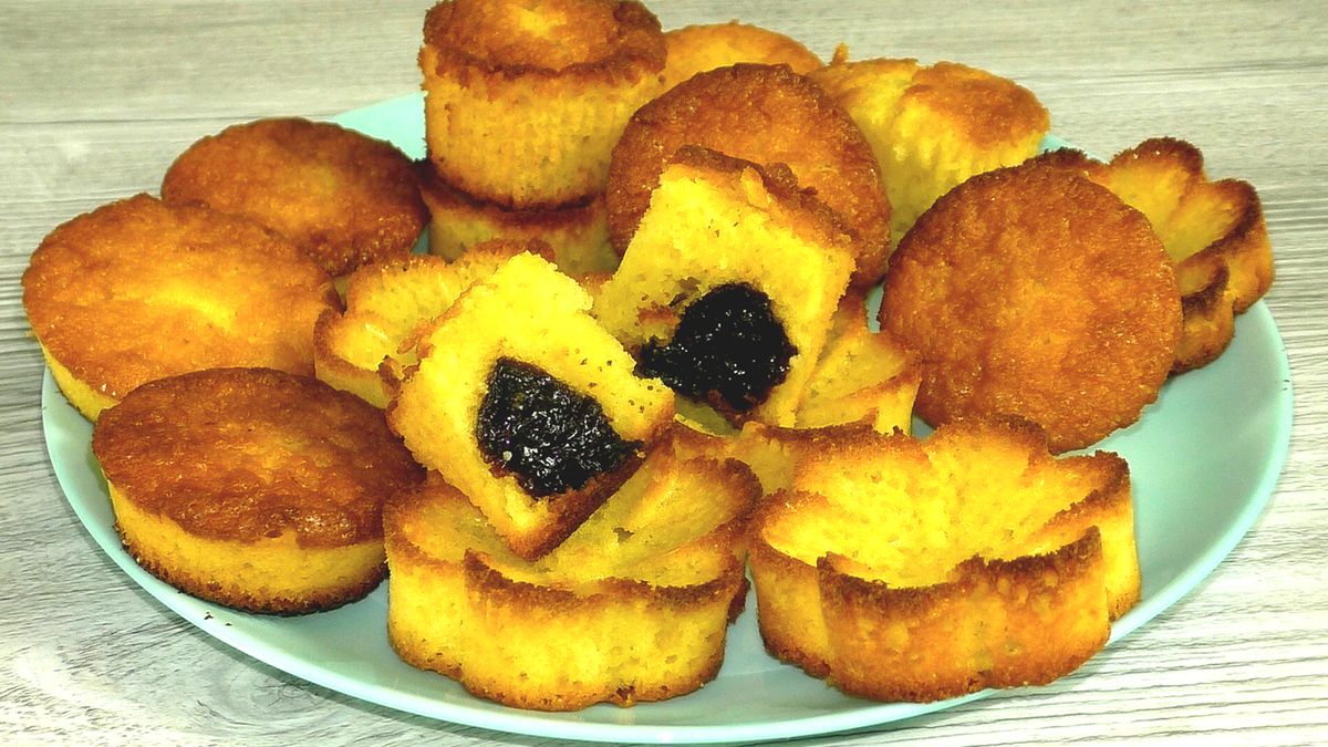 Легкая выпечка на кефире: три простых рецепта к чаю