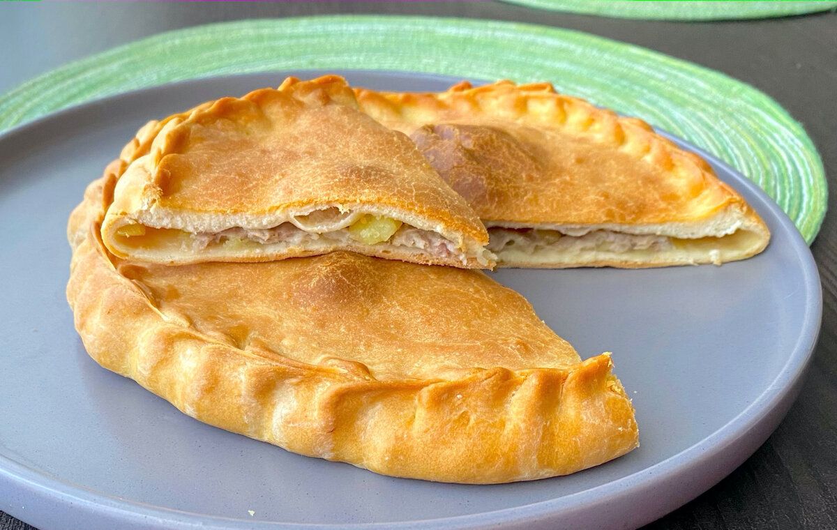 Как приготовить вкусный бездрожжевой пирог с мясом и картошкой