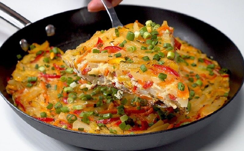 Преобразите омлет: сытное блюдо для обеда на каждый день