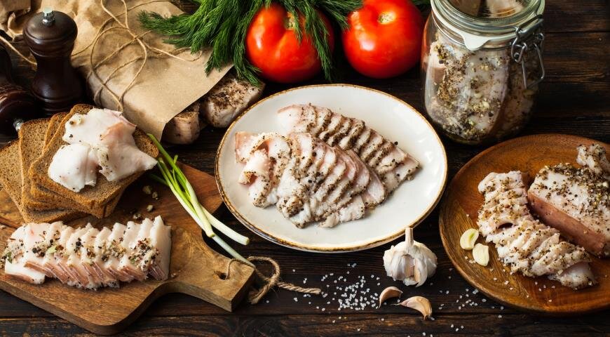 Нежное сало на любой вкус: три простых рецепта от шеф-повара