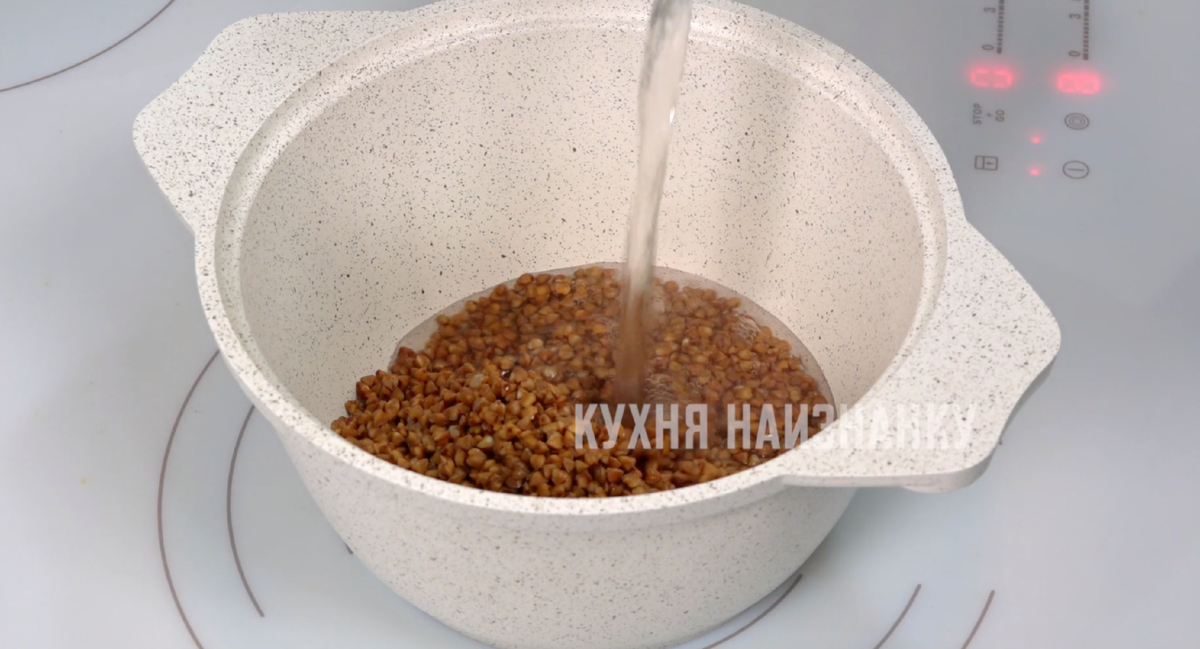 Новый взгляд на голубцы: Как оригинальный способ заворачивания завоевал сердца детей