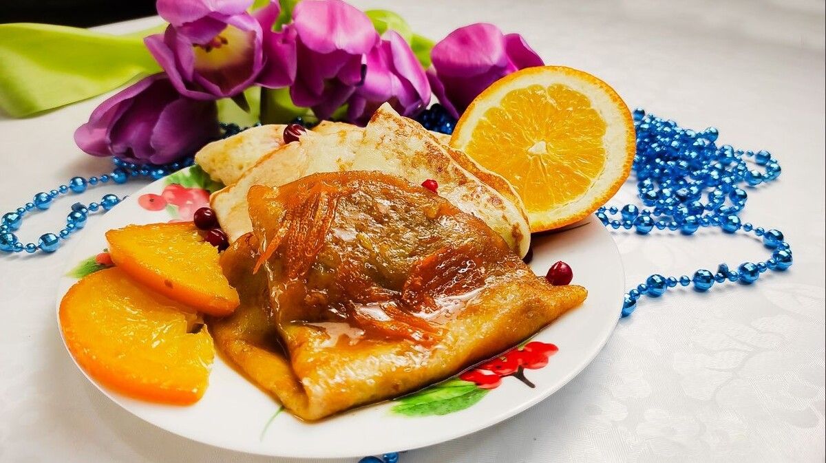 Секреты блинов креп-сюзетт с апельсиновым соусом на Масленицу 2026