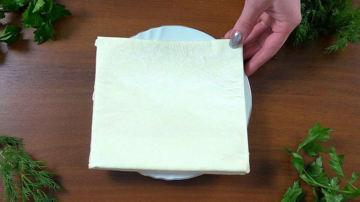 Волшебные плюшки из слоёного теста: легкость и вкус в каждом укусе