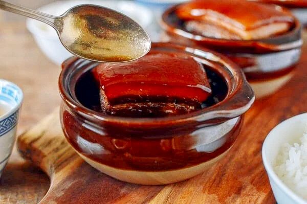 Дунпо жоу: свиная грудинка с нежной текстурой без капли воды