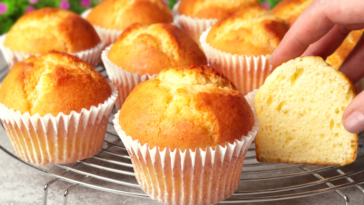 Кексы за 10 минут: легкий рецепт с банкой сгущенки