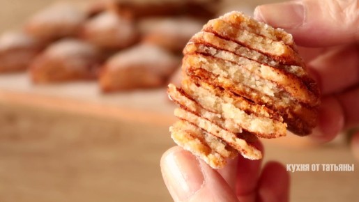 Очарование корицы: секреты приготовления творожных треугольников