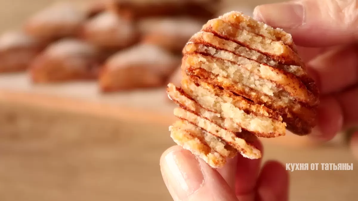 Очарование корицы: секреты приготовления творожных треугольников