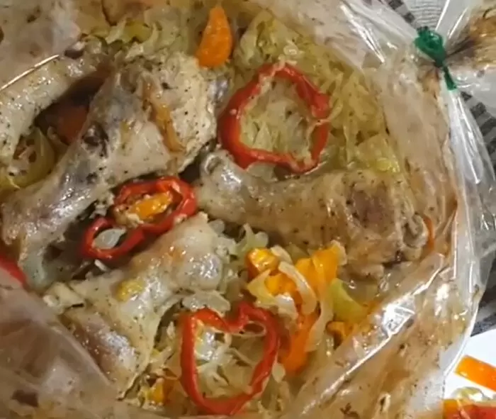 Капуста с курицей в рукаве: вкусное и эффективное решение для ужина